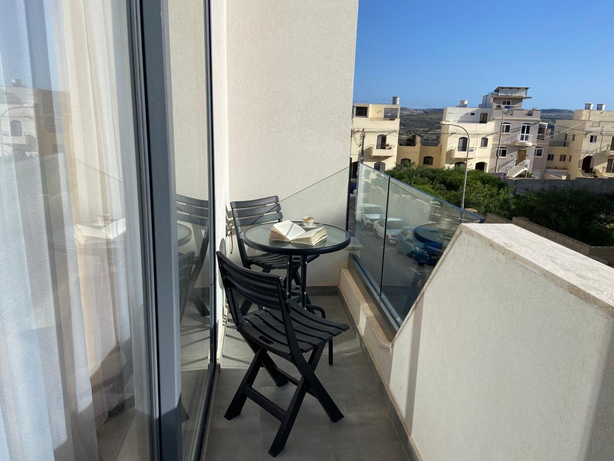New, Airy And Spacious Apartment In Mellieha Exterior photo